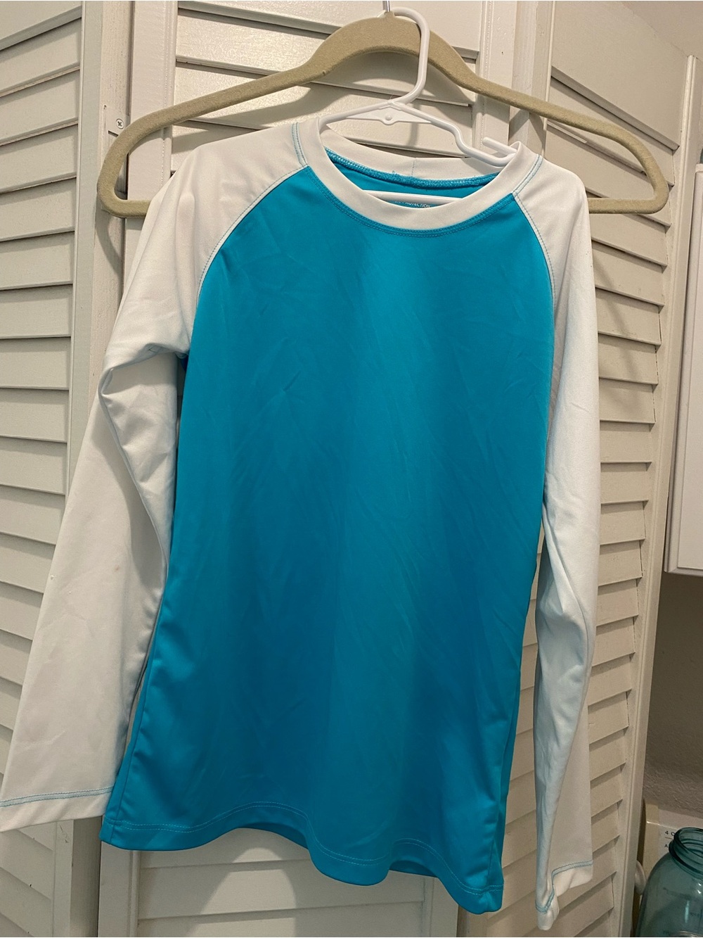 COLUMBIA Jr’s Omni-Shade “Sun Shirt LongSleeve Shirt” Size M Aqua/White NWOT
